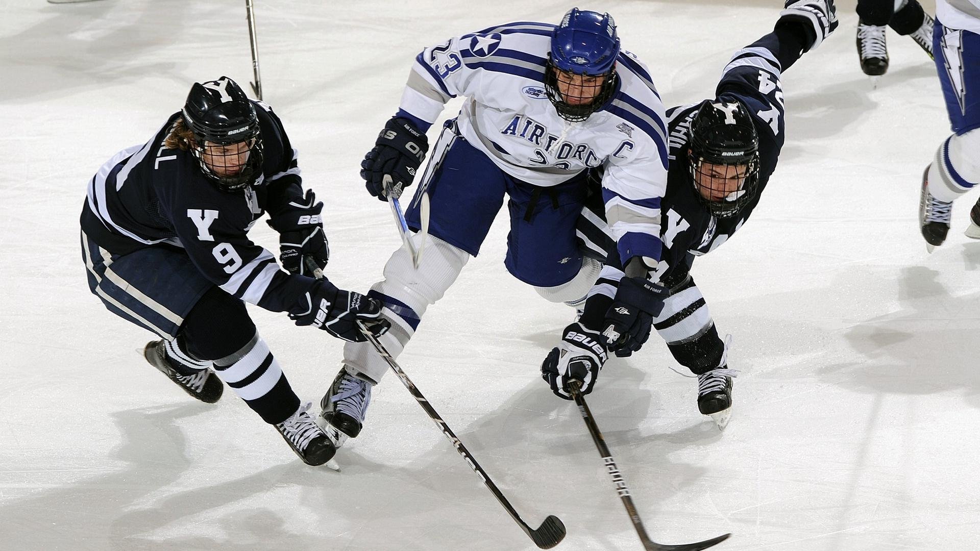 拜仁慕尼黑中场大将入选国家队，备战即将到来的比赛，拜仁慕尼黑主力中卫