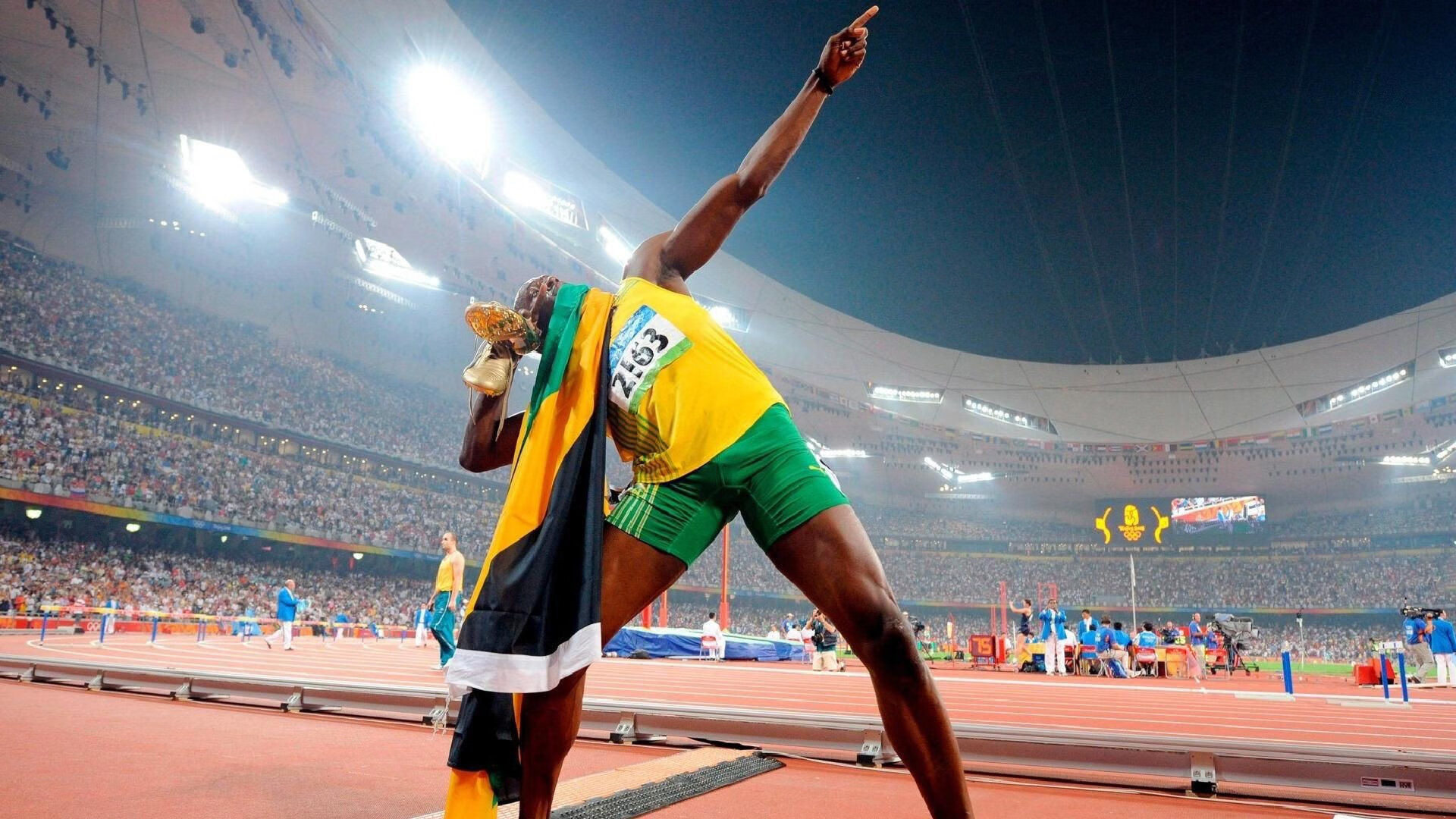 美国队在巴黎奥运会比赛中多次利用边路进攻，巴黎奥运会美国男篮