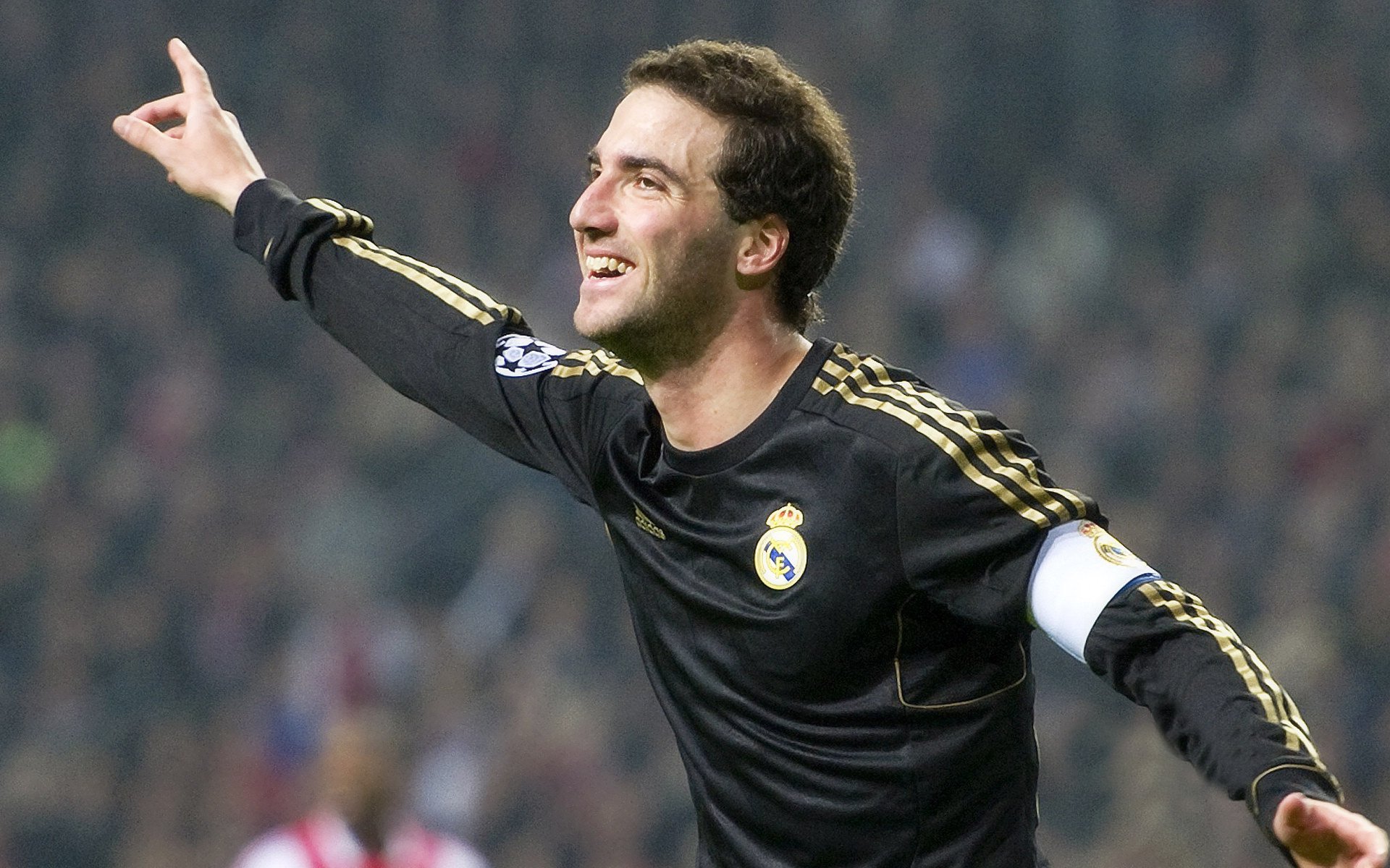 AIYOUXI-曼联豪掷千万引进新锋线,渴望重返巅峰,曼联新星